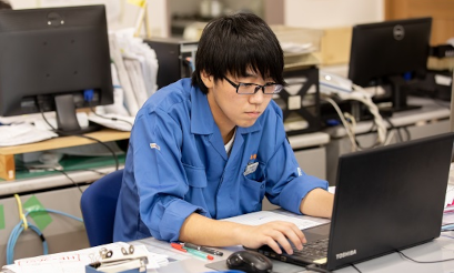 事務スタッフ（生産管理、事務、設計）